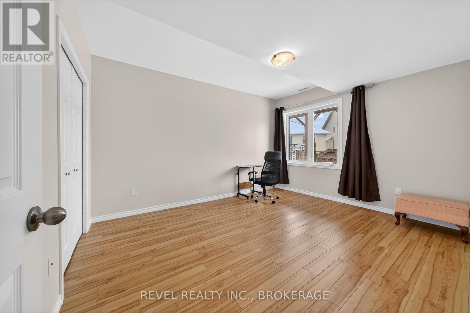 1015 Bluffwood Avenue, Kingston (Kingston East (Incl Barret Crt)), Ontario  K7K 7K6 - Photo 42 - X12834342