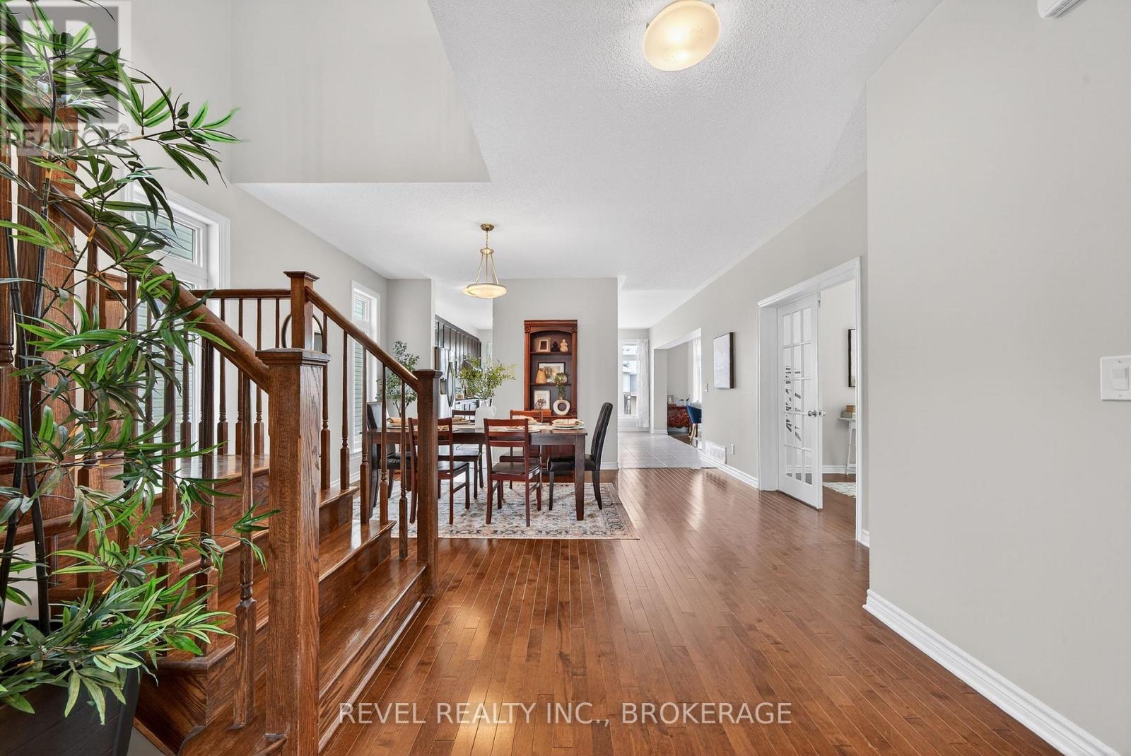 1015 Bluffwood Avenue, Kingston (Kingston East (Incl Barret Crt)), Ontario  K7K 7K6 - Photo 6 - X12834342