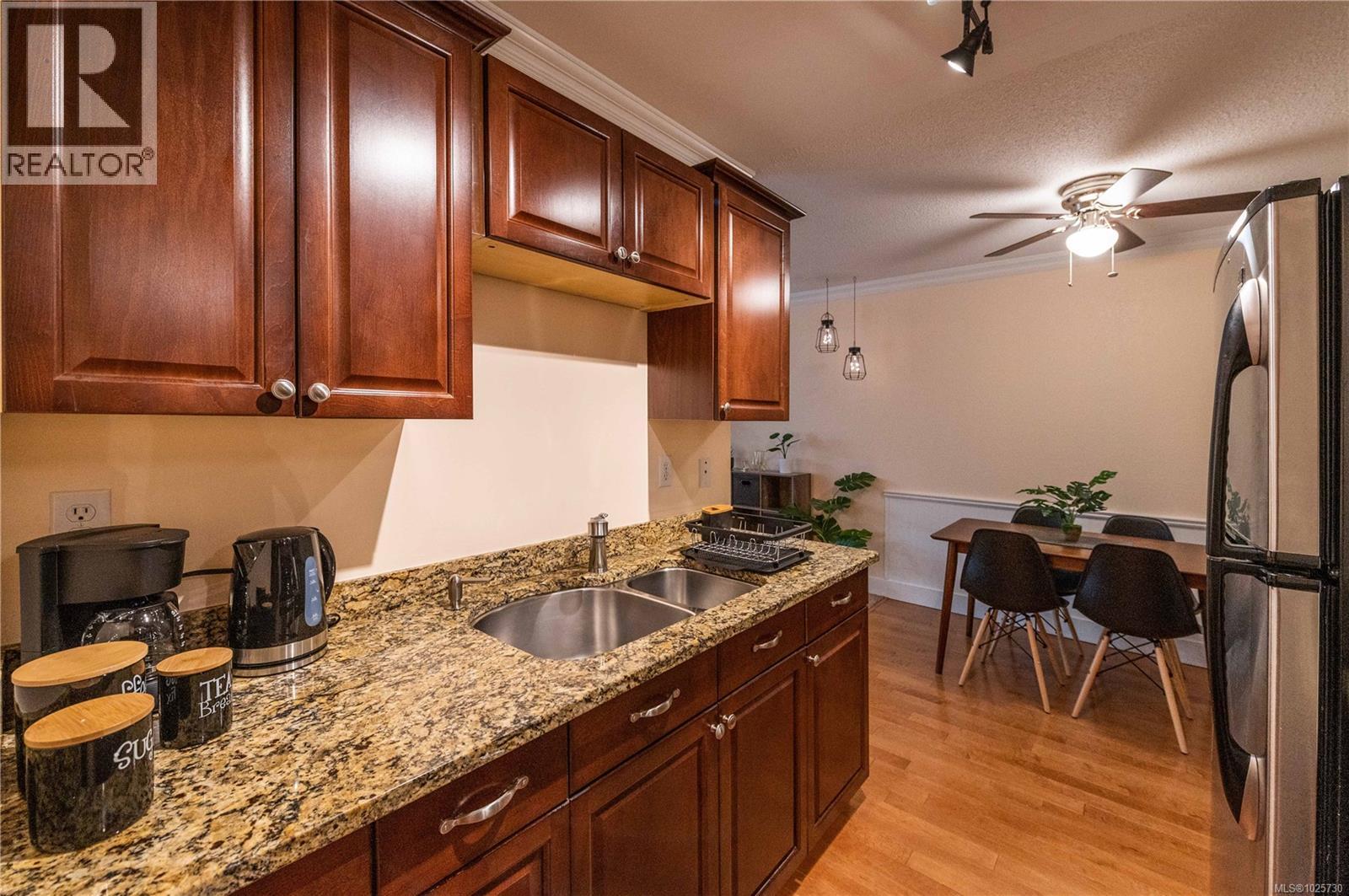 110 1600 Dufferin Cres, Nanaimo, British Columbia  V9S 5N2 - Photo 2 - 1025730