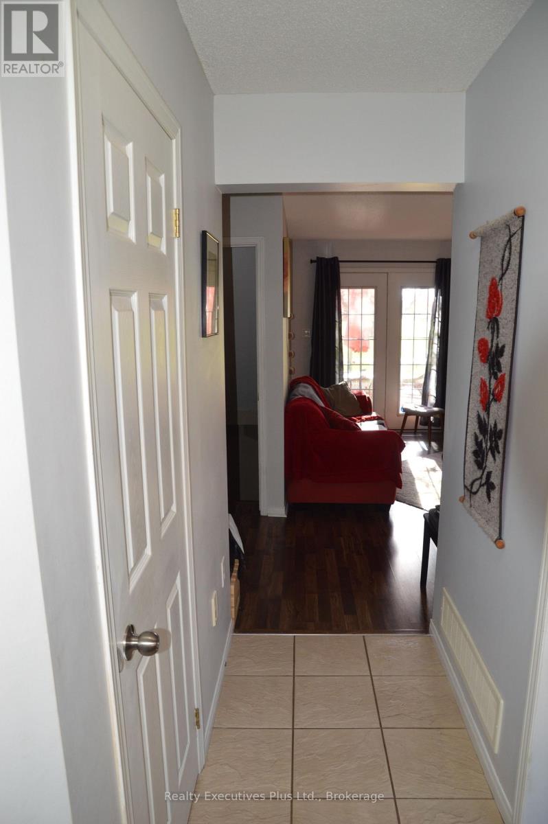 42 - 4200 Kilmer Drive W, Burlington, Ontario  L7M 4Y3 - Photo 6 - W12493672