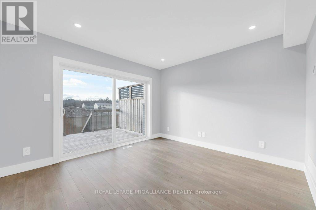 7 Brittany Lane, Quinte West (Frankford Ward), Ontario  K0K 2C0 - Photo 10 - X12834124