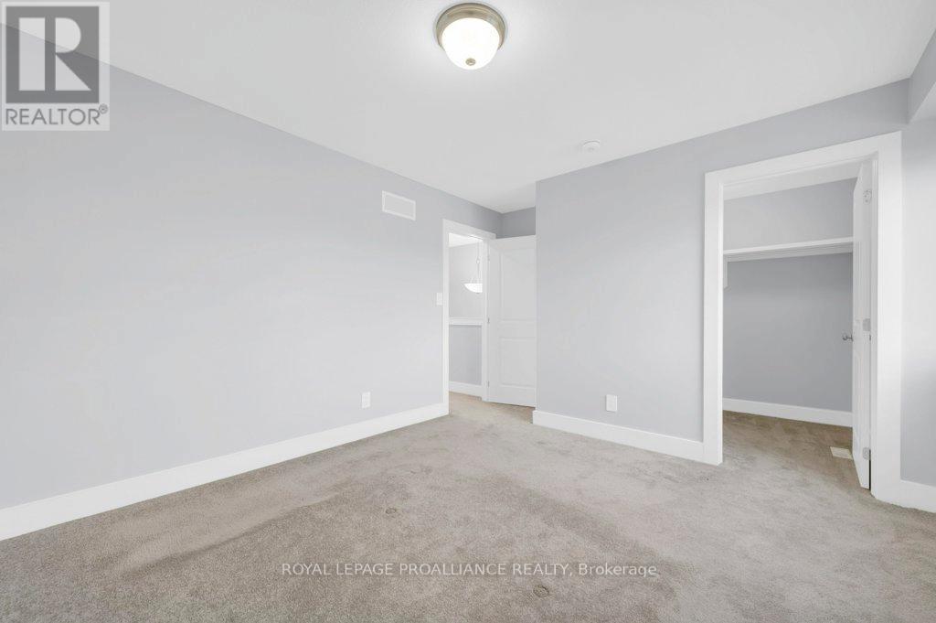 7 Brittany Lane, Quinte West (Frankford Ward), Ontario  K0K 2C0 - Photo 16 - X12834124