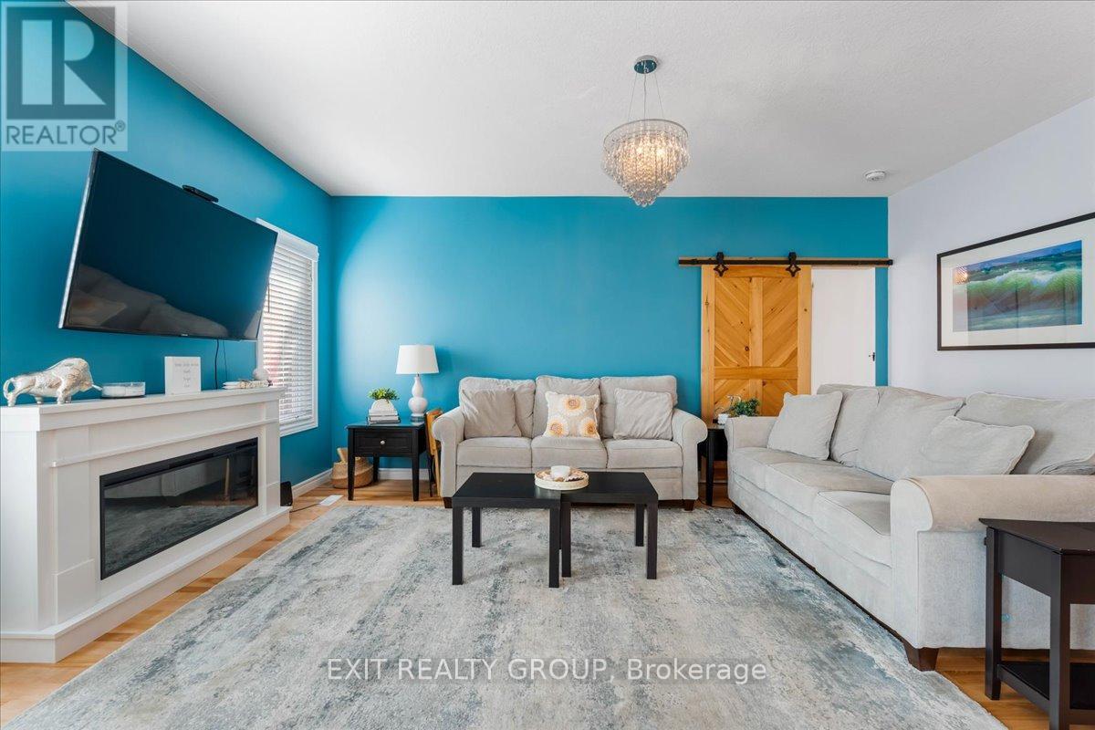 18 Gilbert Crescent, Prince Edward County (Wellington Ward), Ontario  K0K 3L0 - Photo 15 - X12834140