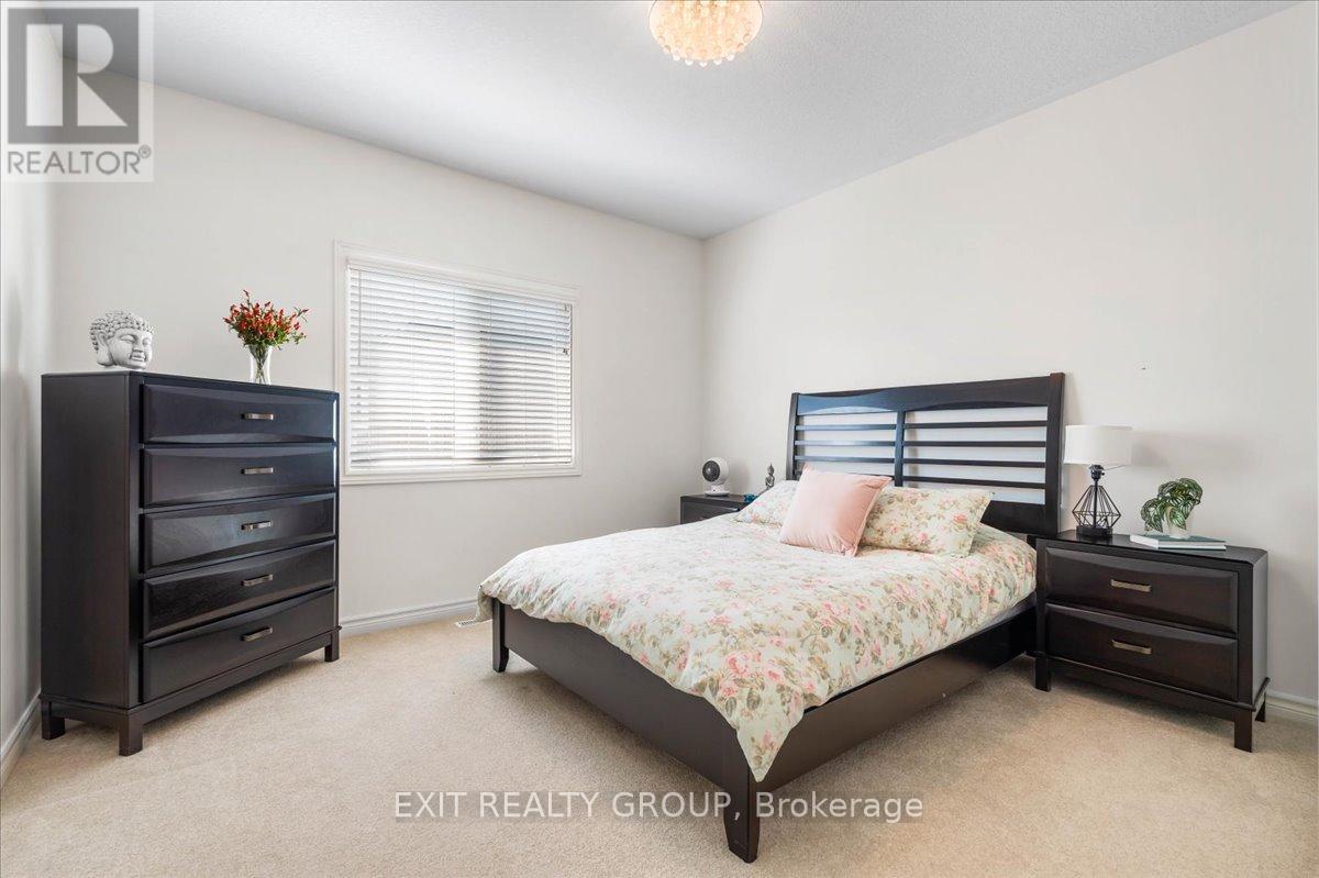 18 Gilbert Crescent, Prince Edward County (Wellington Ward), Ontario  K0K 3L0 - Photo 21 - X12834140