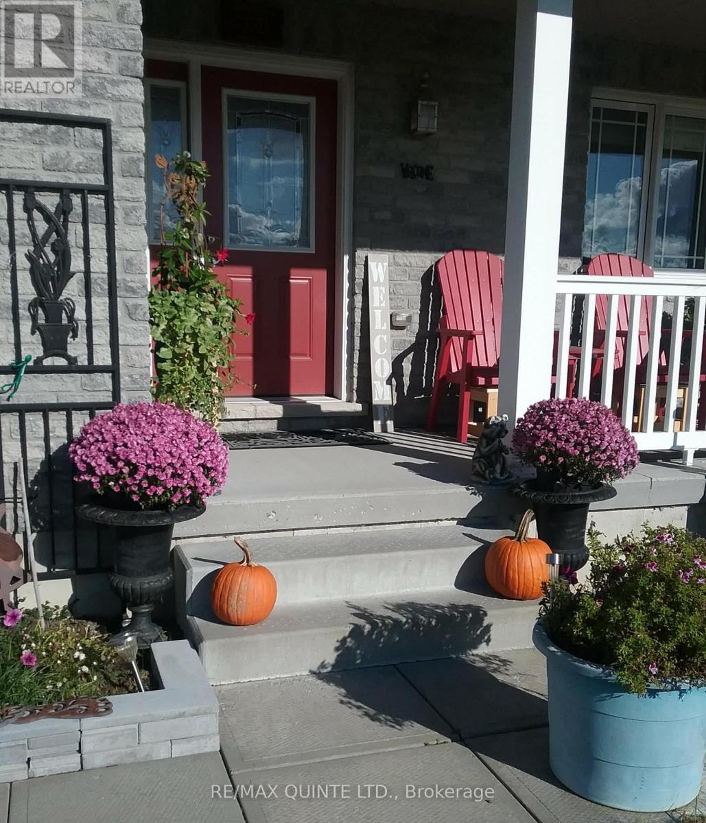 355 Mitchells Crossroad, Prince Edward County (North Marysburg Ward), Ontario  K0K 2T0 - Photo 40 - X12834248