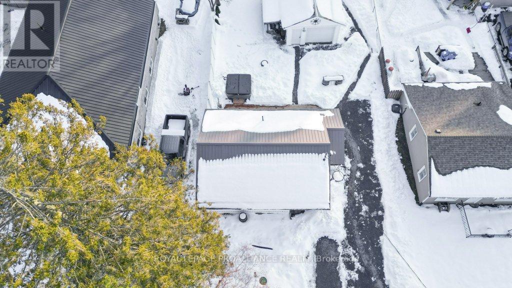 21569 Loyalist Parkway, Prince Edward County (Ameliasburg Ward), Ontario  K0K 1L0 - Photo 41 - X12834254