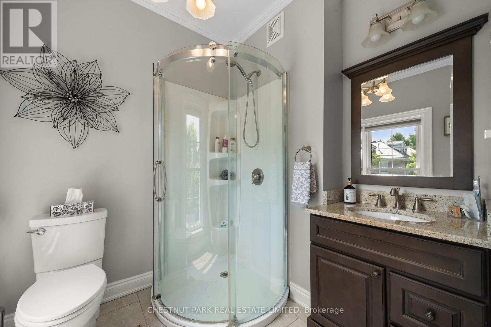 26 Centre Street, Prince Edward County (Picton Ward), Ontario  K0K 2T0 - Photo 30 - X12834368