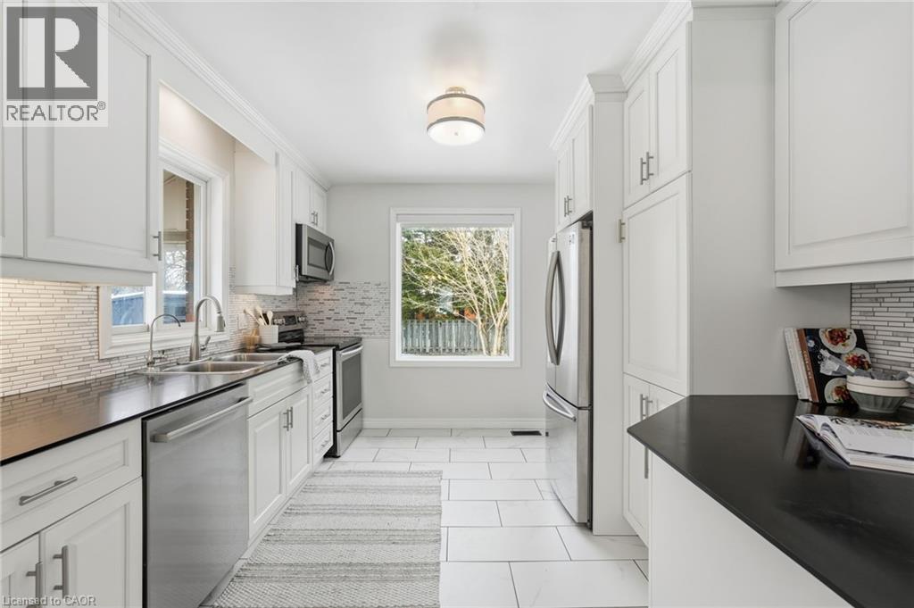 15 Mulock Avenue, Hamilton, Ontario  L8T 1H4 - Photo 14 - 40803630