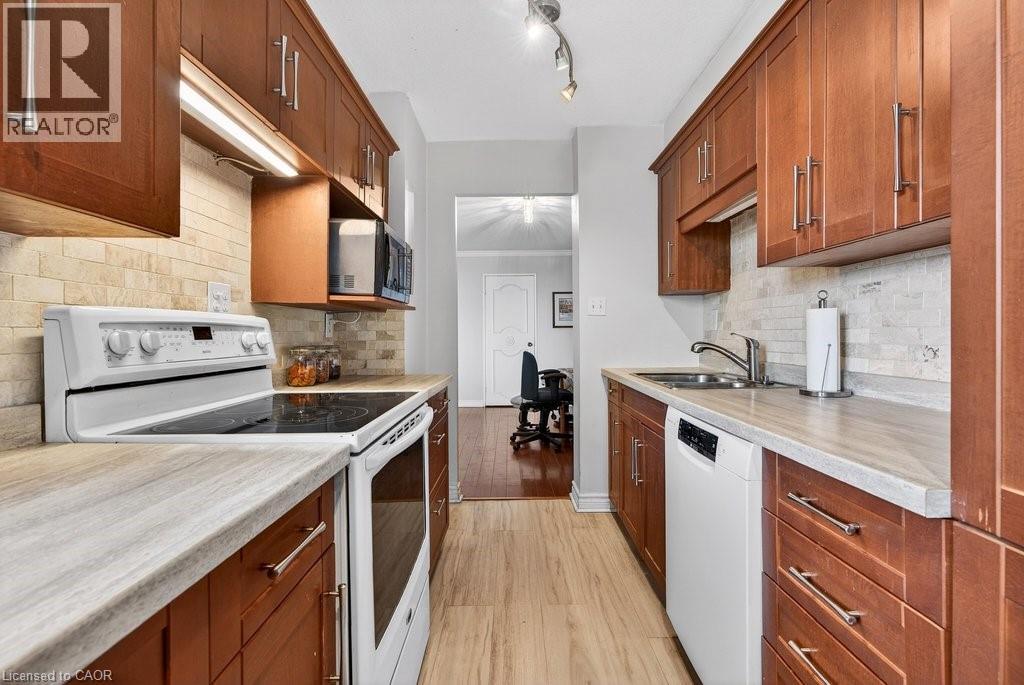 1425 Ghent Avenue Unit# 704, Burlington, Ontario  L7S 1X5 - Photo 16 - 40808283