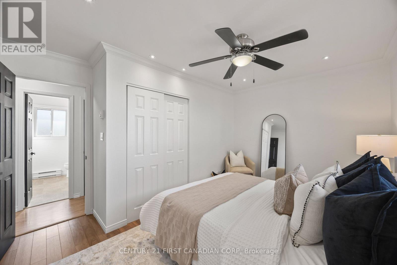 70986 B Line, Lambton Shores, Ontario  N0M 1T0 - Photo 20 - X12834168