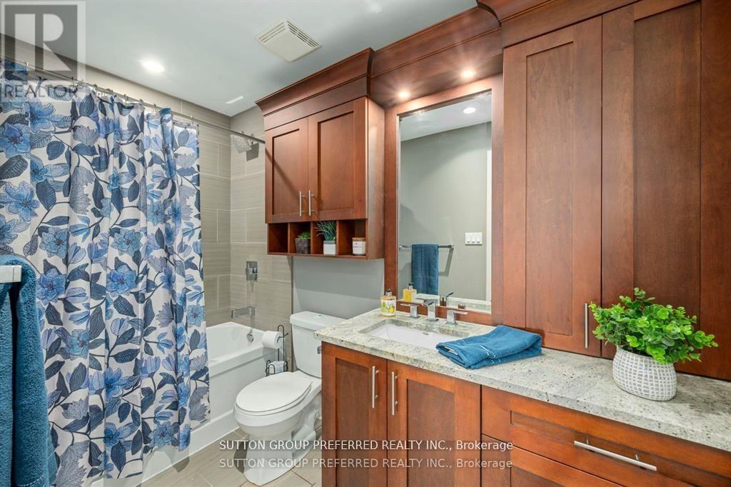 107 - 320 Sugarcreek Trail, London North, Ontario N6H 2M6 - Photo 26 - X12834228