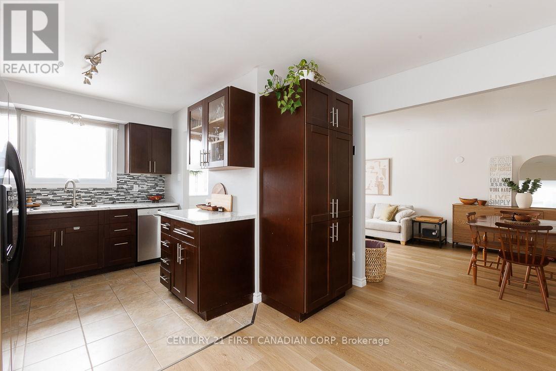 80 Brunswick Avenue, London North, Ontario  N6G 3K8 - Photo 10 - X12834306