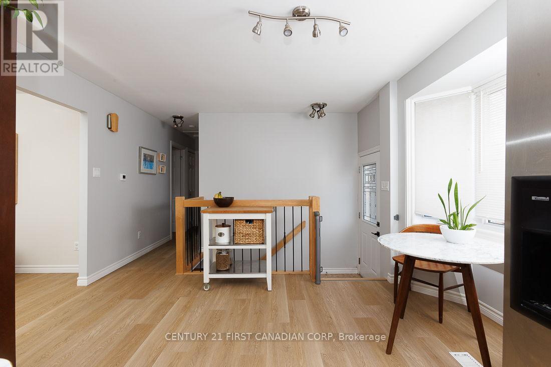 80 Brunswick Avenue, London North, Ontario  N6G 3K8 - Photo 11 - X12834306