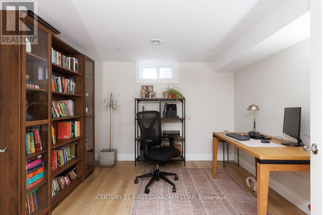 80 Brunswick Avenue, London North, Ontario  N6G 3K8 - Photo 25 - X12834306