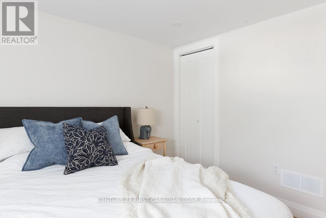 80 Brunswick Avenue, London North, Ontario  N6G 3K8 - Photo 27 - X12834306