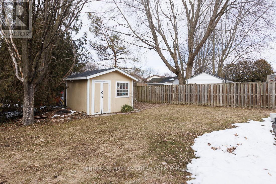 80 Brunswick Avenue, London North, Ontario  N6G 3K8 - Photo 33 - X12834306