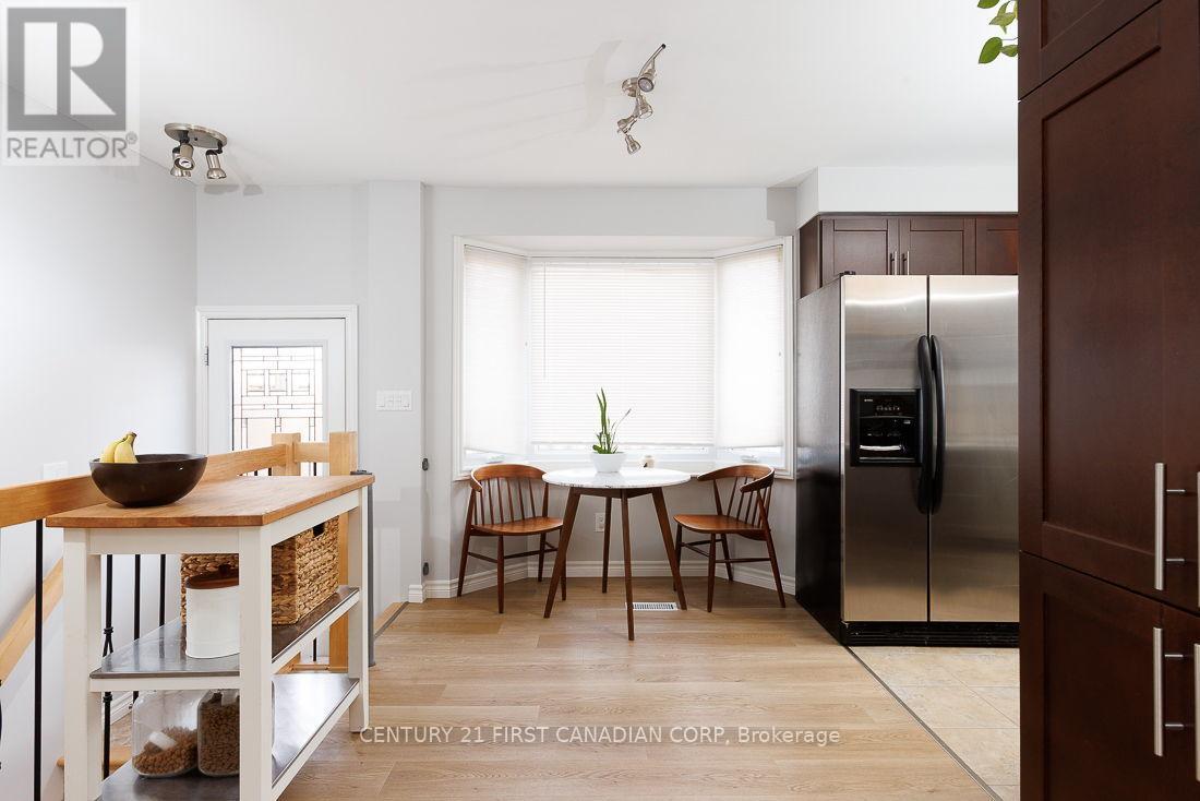 80 Brunswick Avenue, London North, Ontario  N6G 3K8 - Photo 6 - X12834306