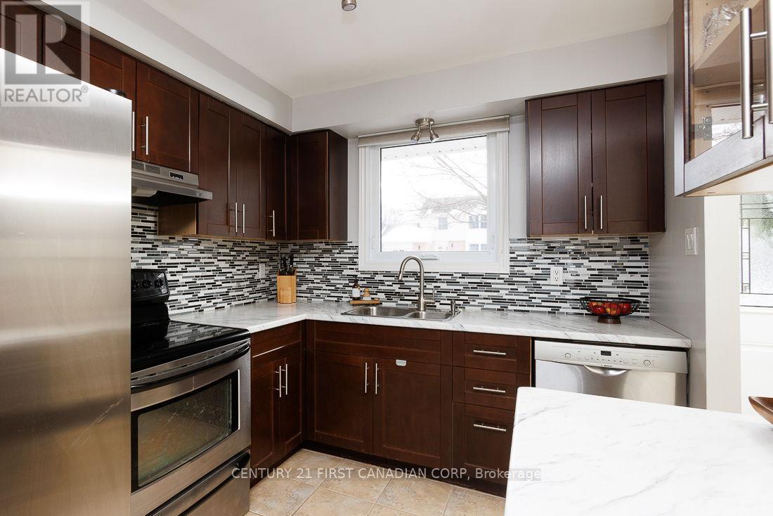 80 Brunswick Avenue, London North, Ontario  N6G 3K8 - Photo 7 - X12834306