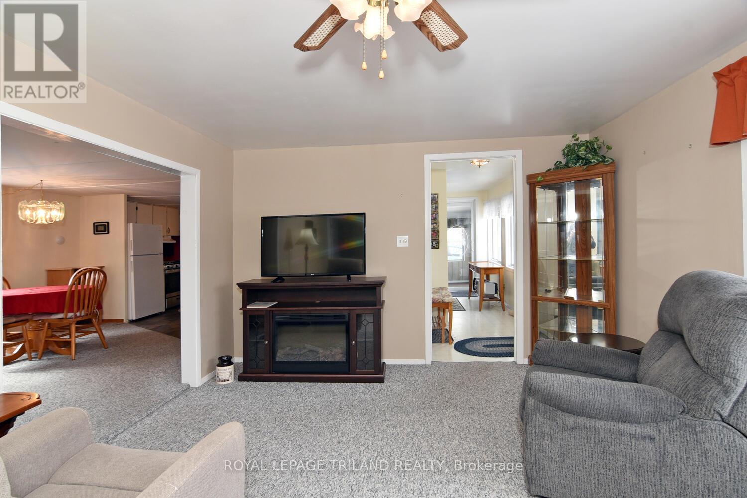 27 - 9385 Ipperwash Road, Lambton Shores, Ontario  N0N 1J3 - Photo 12 - X12834382