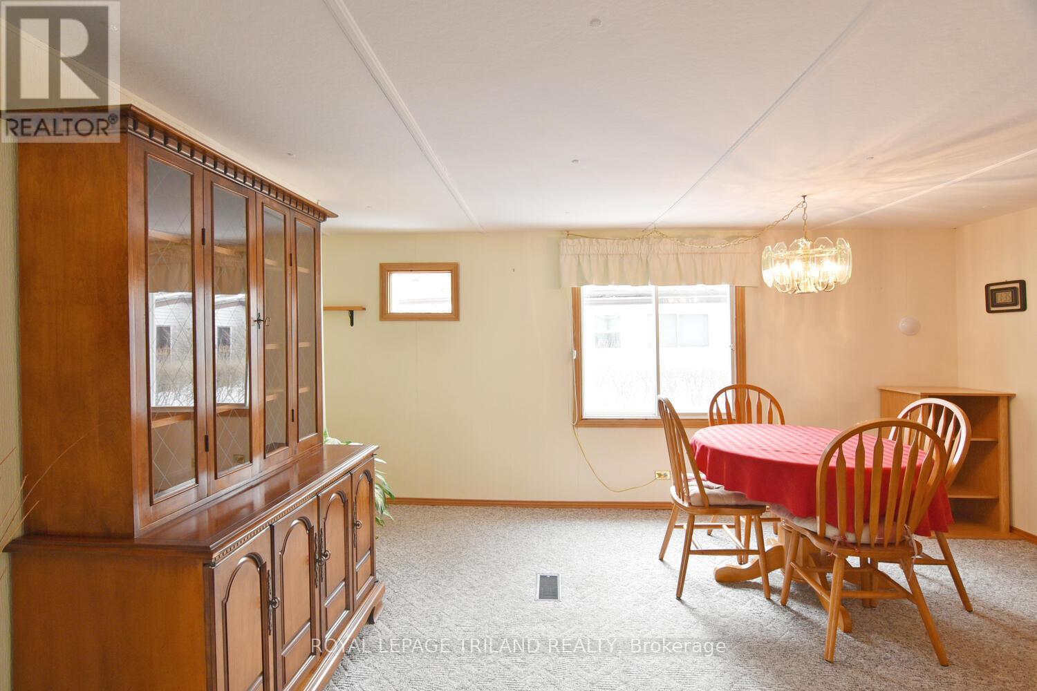 27 - 9385 Ipperwash Road, Lambton Shores, Ontario  N0N 1J3 - Photo 13 - X12834382