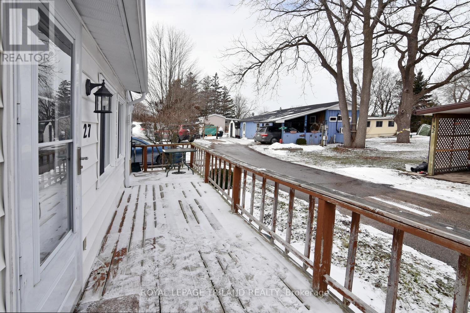 27 - 9385 Ipperwash Road, Lambton Shores, Ontario  N0N 1J3 - Photo 3 - X12834382