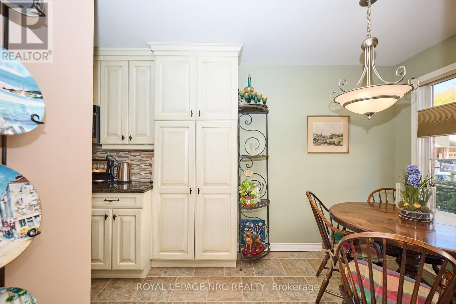 35 - 275 Pelham Road, St. Catharines, Ontario  L2S 3B9 - Photo 4 - X12472903