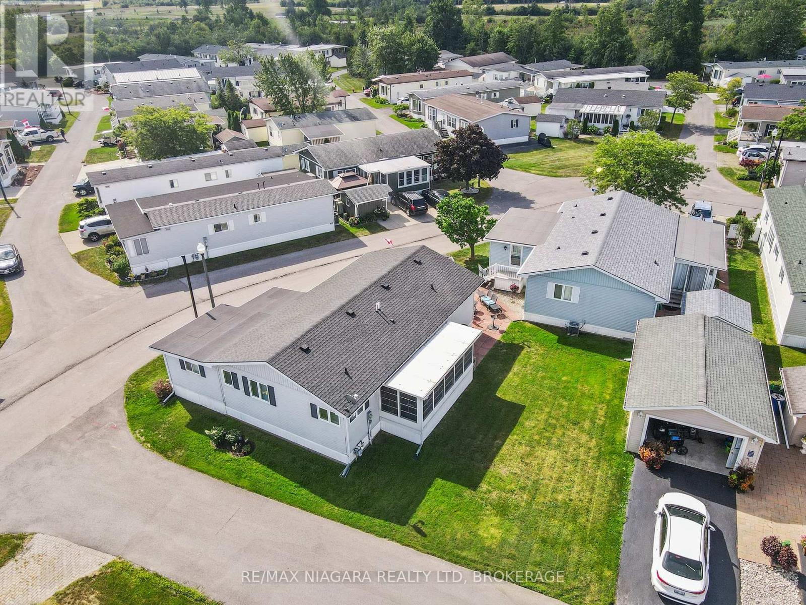 317 - 3033 Townline Road, Fort Erie, Ontario  L0S 1S1 - Photo 4 - X12478032