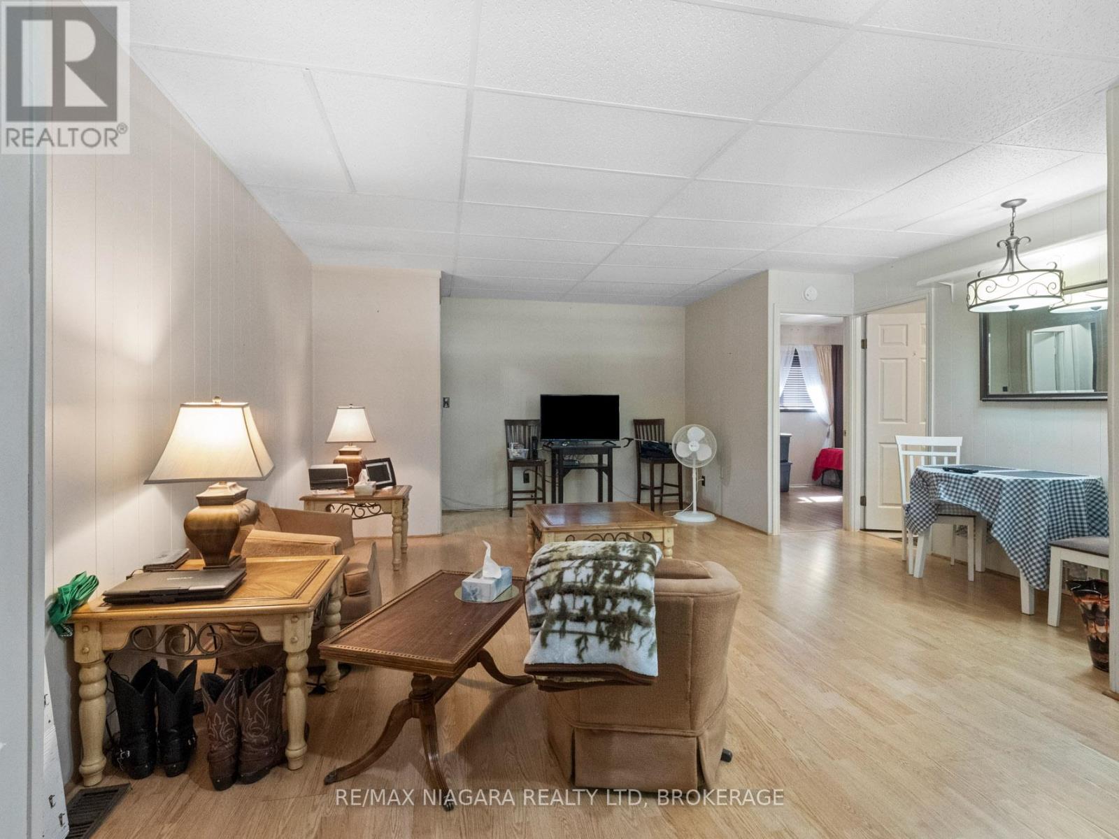 61 Queen Street, Fort Erie, Ontario  L2A 1T7 - Photo 23 - X12373939