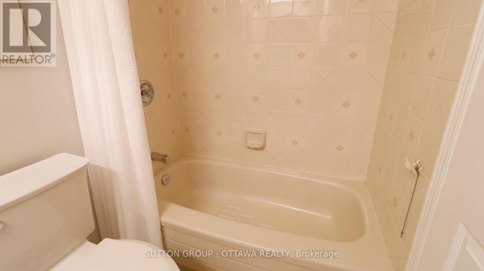 50 Grand Cedar Court E, Ottawa, Ontario  K2S 1G5 - Photo 27 - X12834196