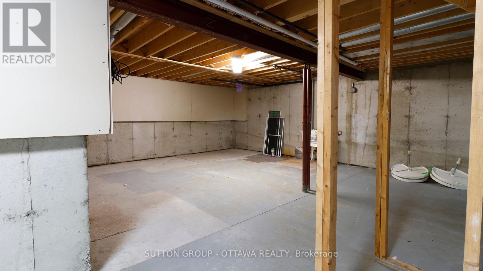 50 Grand Cedar Court E, Ottawa, Ontario  K2S 1G5 - Photo 30 - X12834196