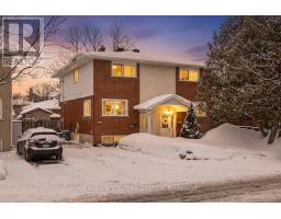 2707 MARIE STREET, Ottawa, Ontario