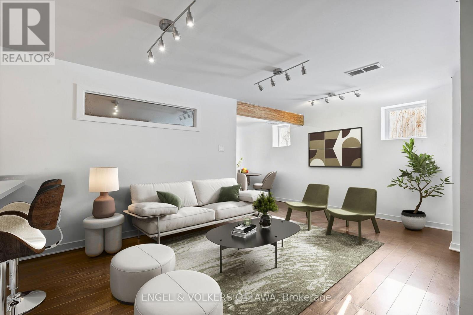 102 - 59 Percy Street, Ottawa, Ontario  K1R 6C4 - Photo 2 - X12834272