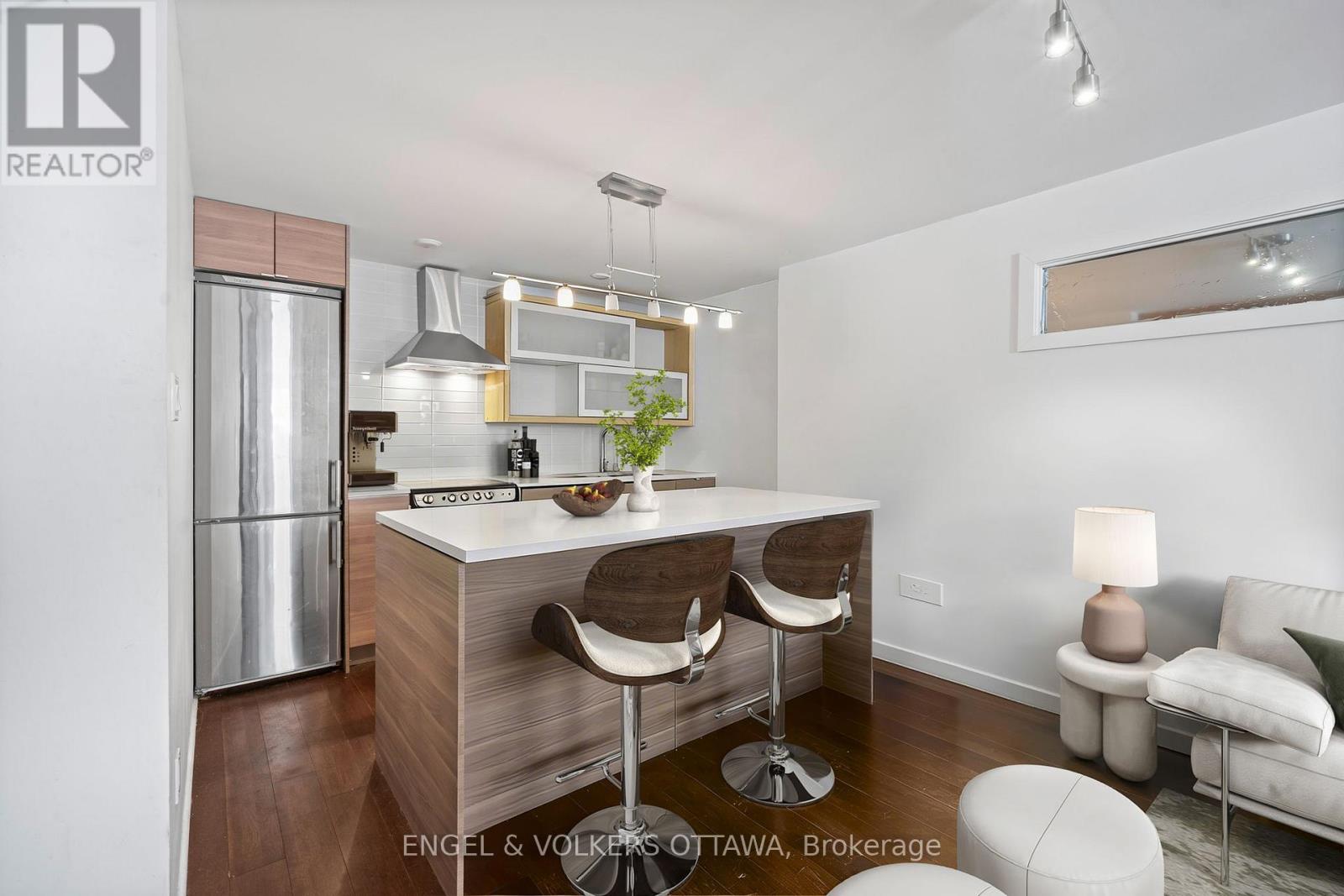 102 - 59 Percy Street, Ottawa, Ontario  K1R 6C4 - Photo 3 - X12834272