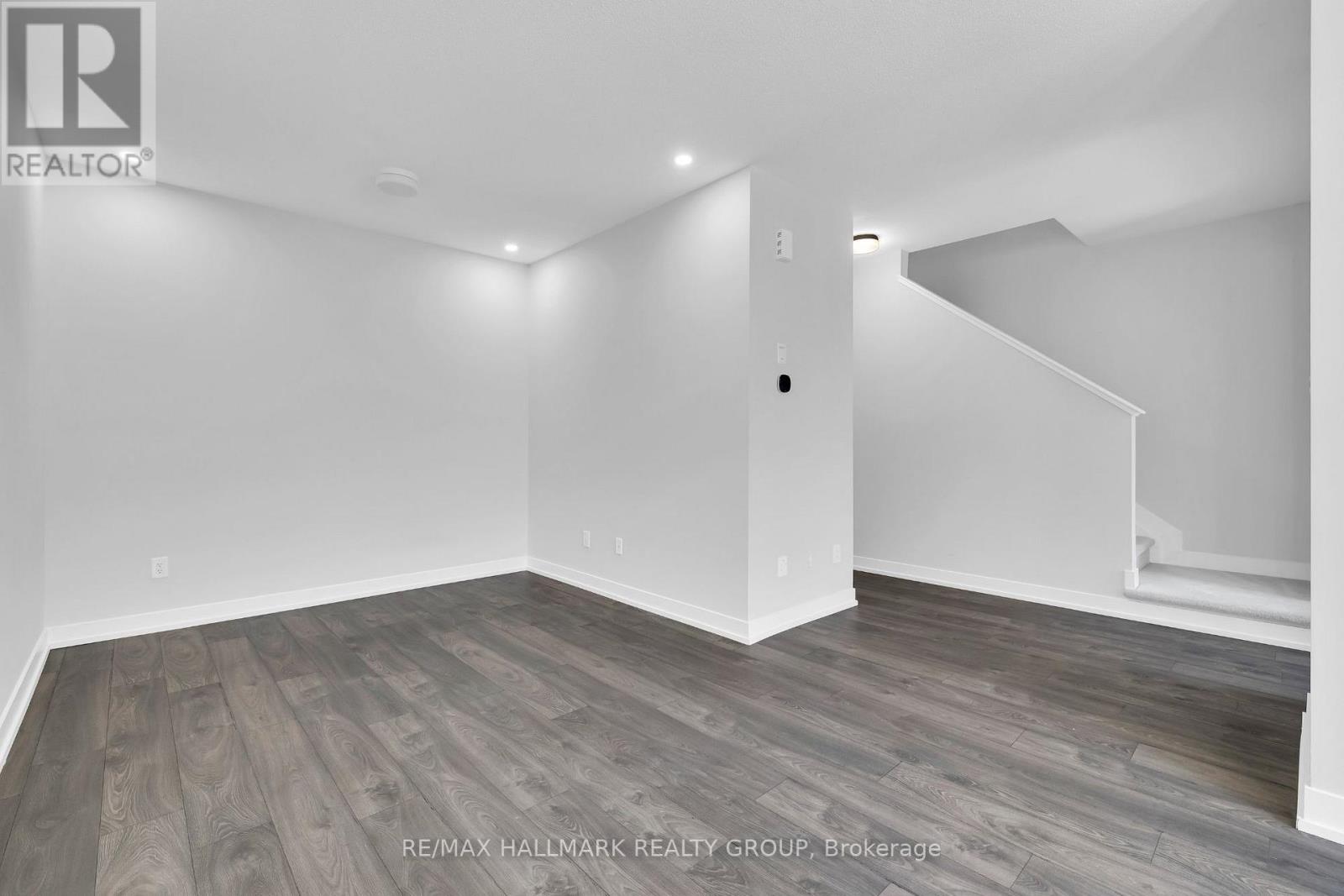 233 Anyolite Private, Ottawa, Ontario  K2J 6P5 - Photo 8 - X12834344