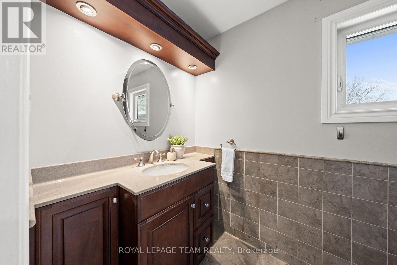 230 Allan Street, Smiths Falls, Ontario  K7A 5E9 - Photo 28 - X12834366