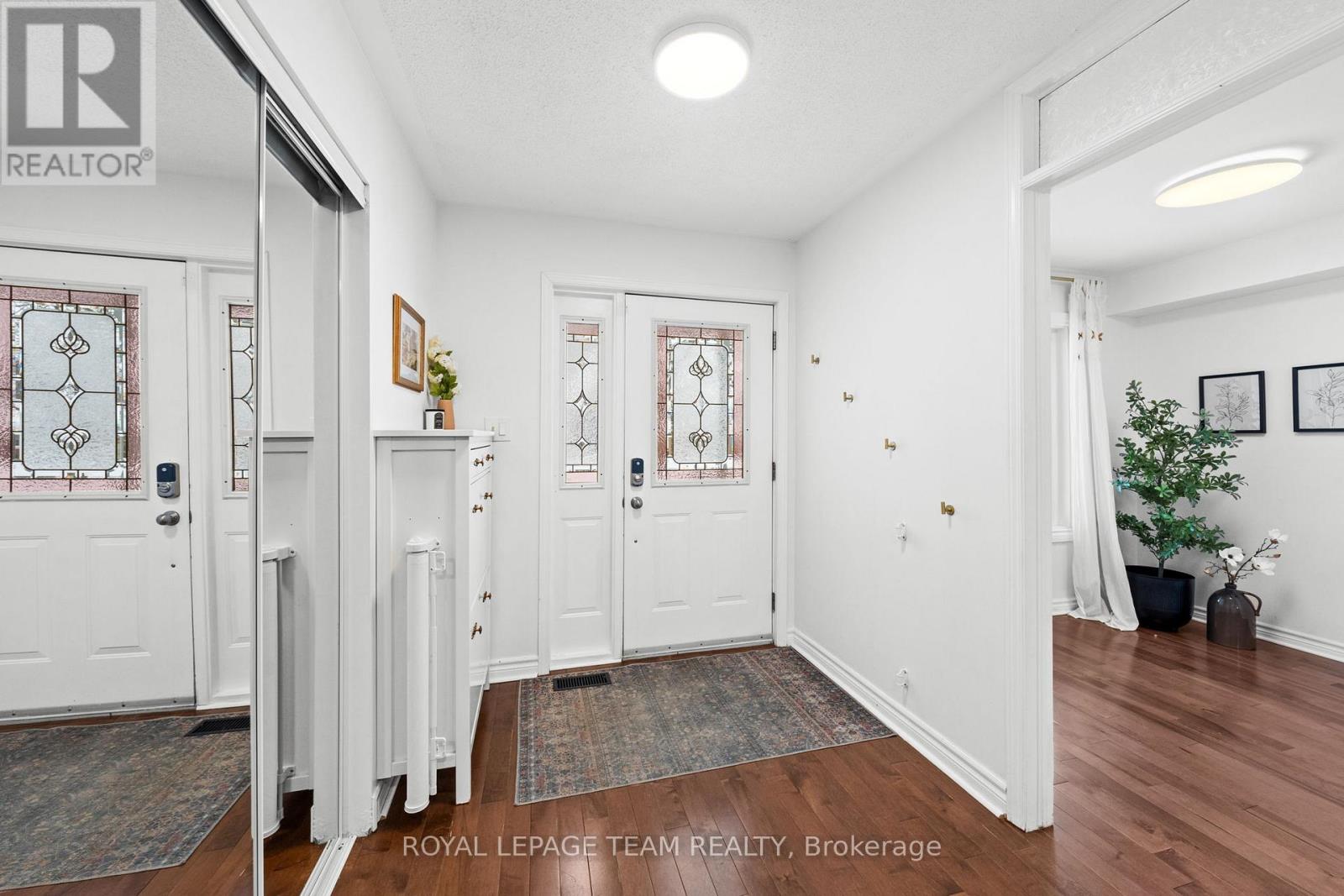 230 Allan Street, Smiths Falls, Ontario  K7A 5E9 - Photo 4 - X12834366