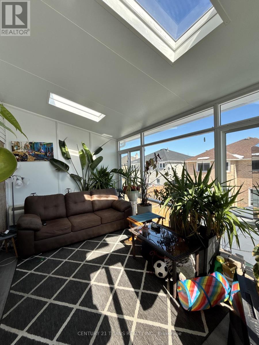 1640 Tawnberry Street, Pickering, Ontario  L1X 2C2 - Photo 49 - E12792816