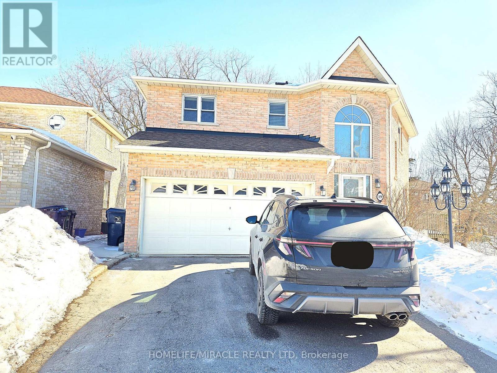 19 Goldene Way, Toronto, Ontario  M1C 5H4 - Photo 1 - E12831030