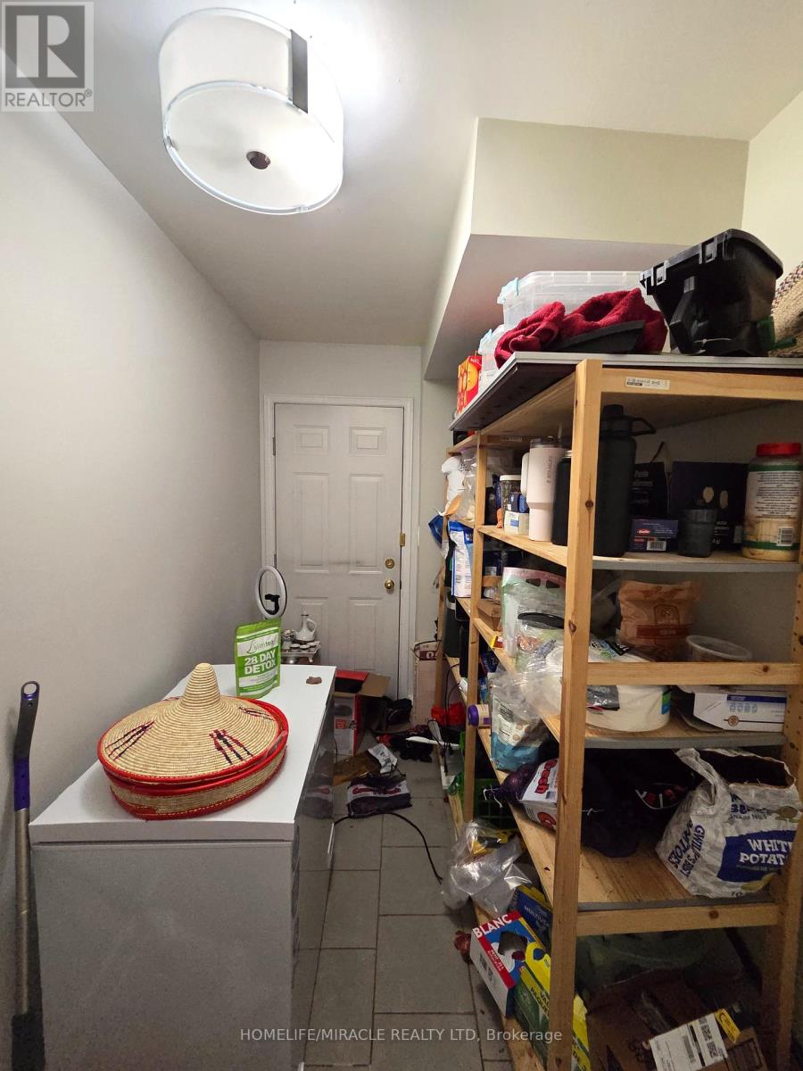 19 Goldene Way, Toronto, Ontario  M1C 5H4 - Photo 10 - E12831030