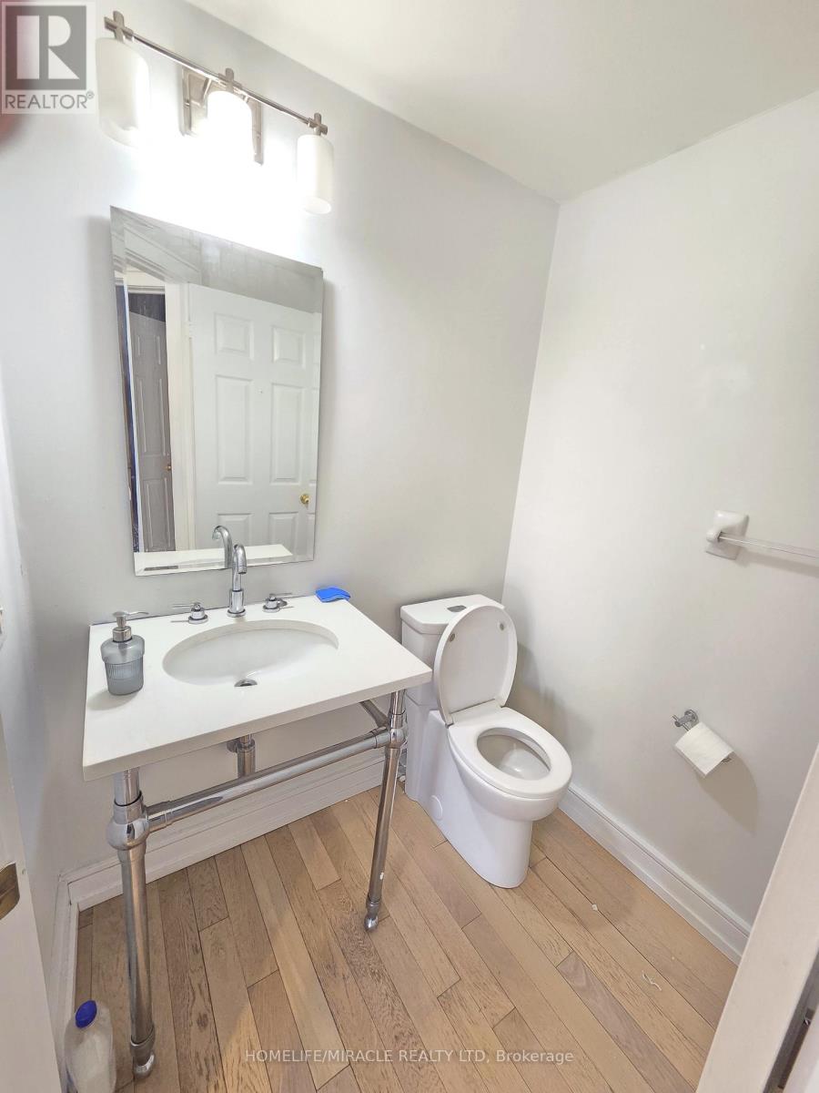 19 Goldene Way, Toronto, Ontario  M1C 5H4 - Photo 9 - E12831030