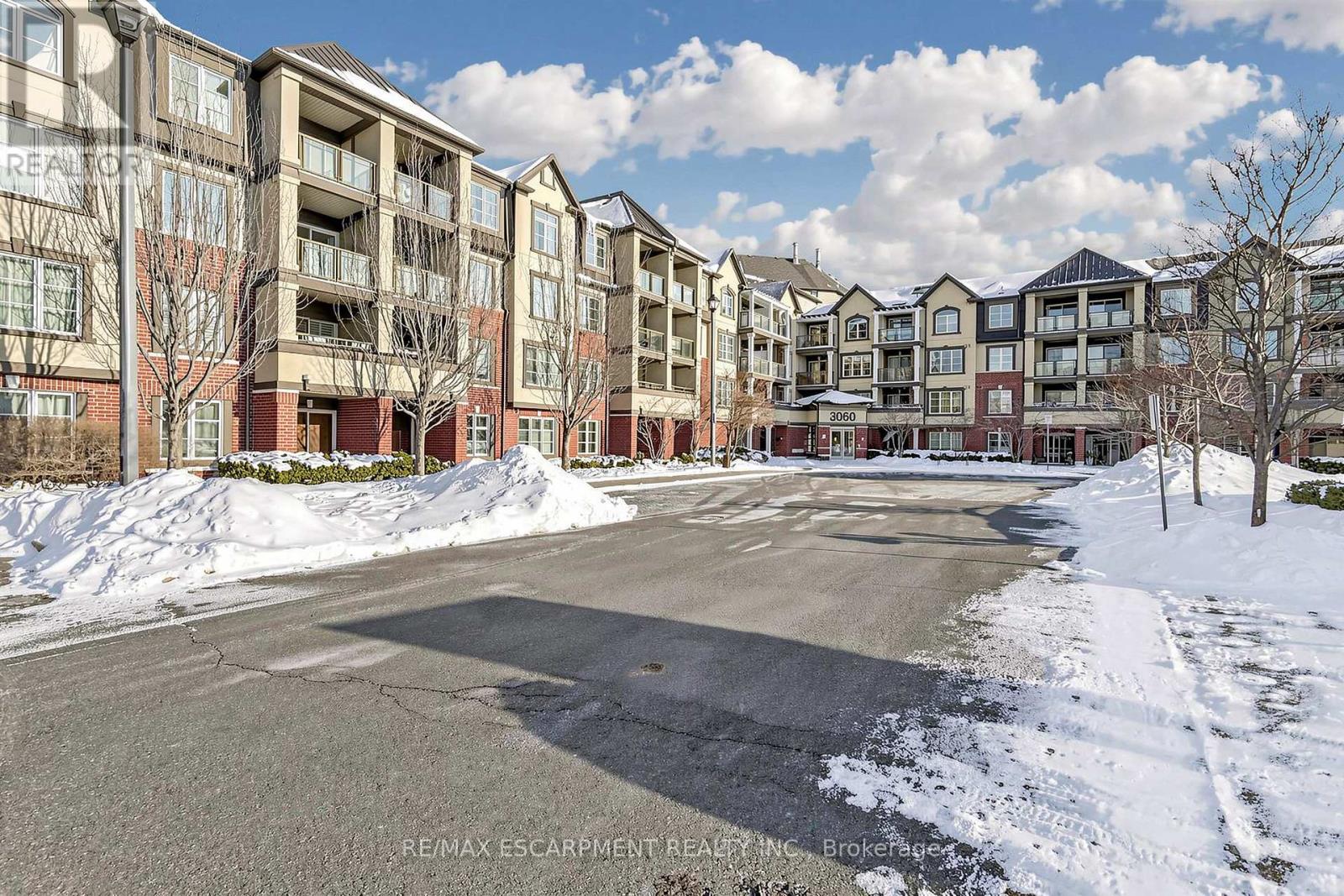 103 - 3060 Rotary Way, Burlington, Ontario  L7M 0G9 - Photo 30 - W12717422