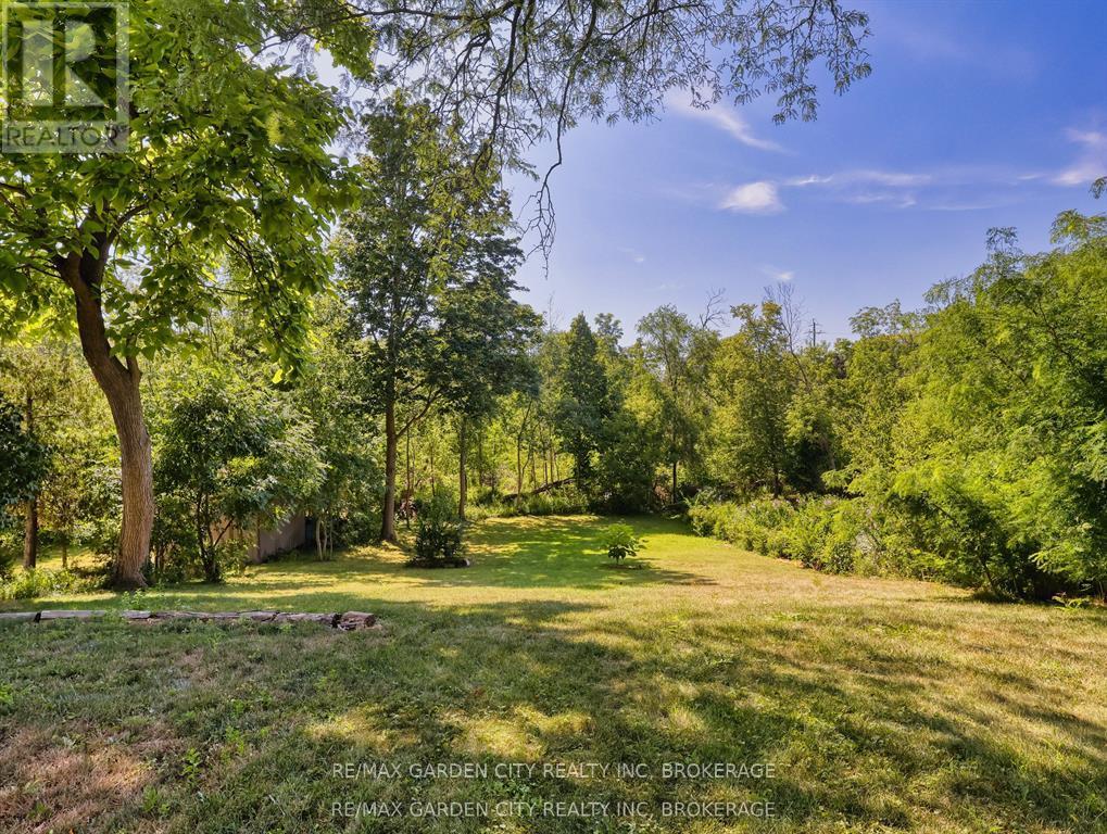 28 Marsdale Drive, St. Catharines (Glendale/glenridge), Ontario  L2T 3S3 - Photo 41 - X12834170