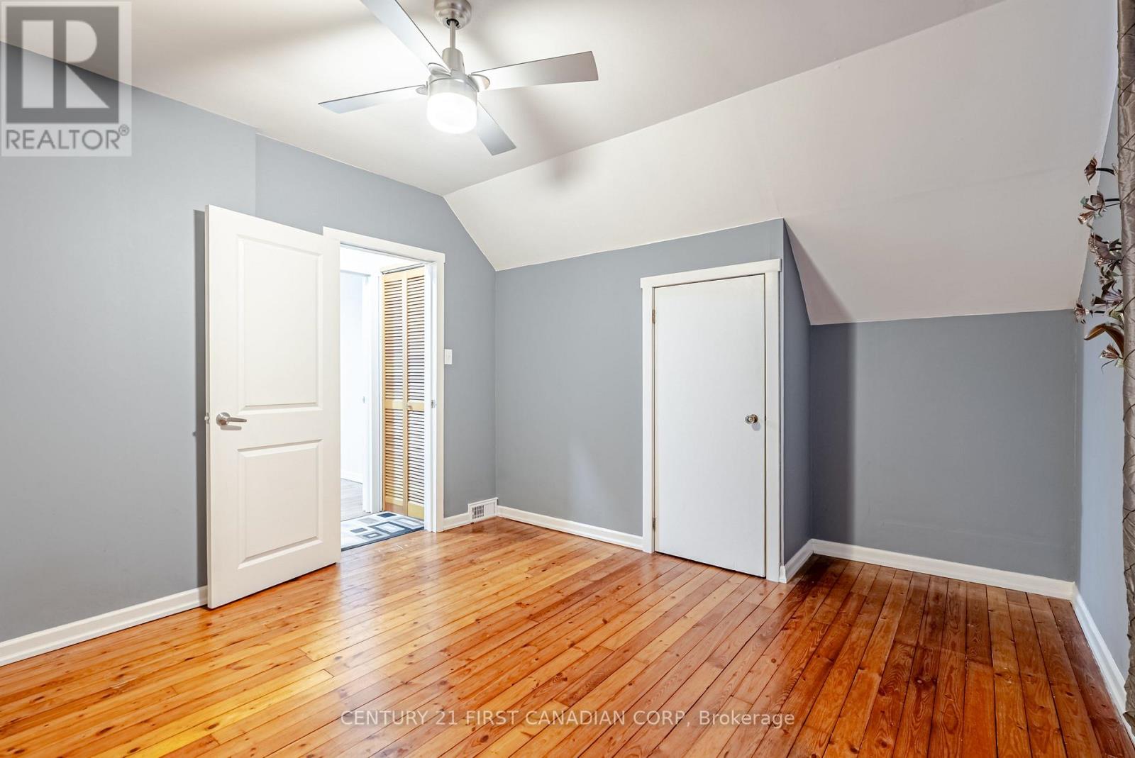 108 Myrtle Street, St. Thomas, Ontario  N5R 2G3 - Photo 24 - X12834008