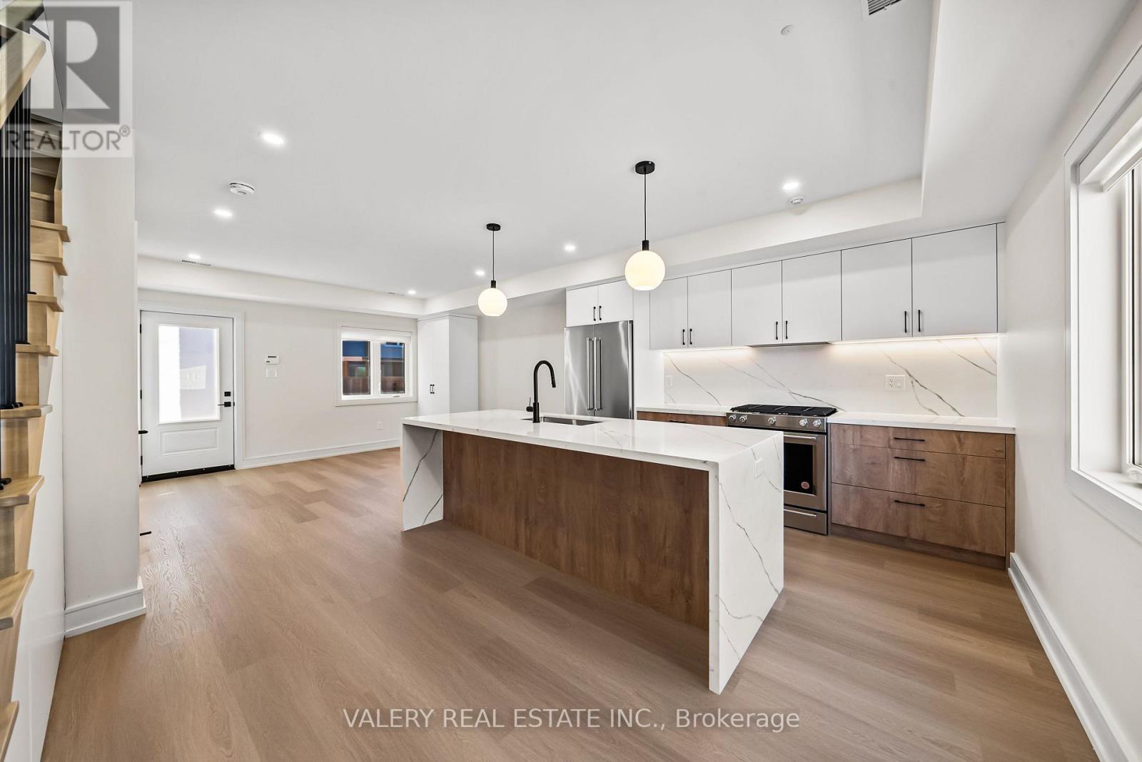 Laneway - 86 Argyle Street, Toronto, Ontario  M6J 1N9 - Photo 10 - C12469553