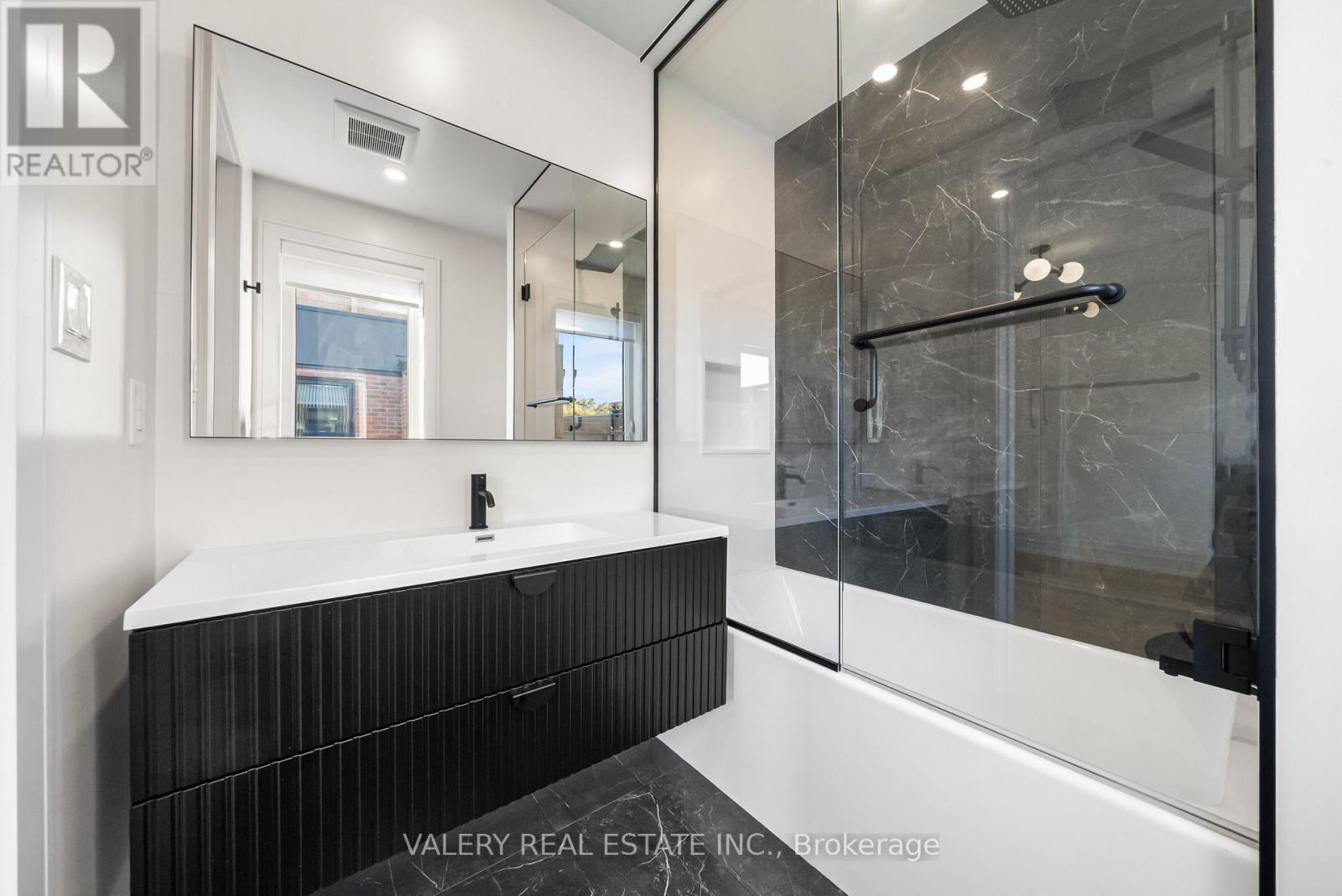 Laneway - 86 Argyle Street, Toronto, Ontario  M6J 1N9 - Photo 22 - C12469553