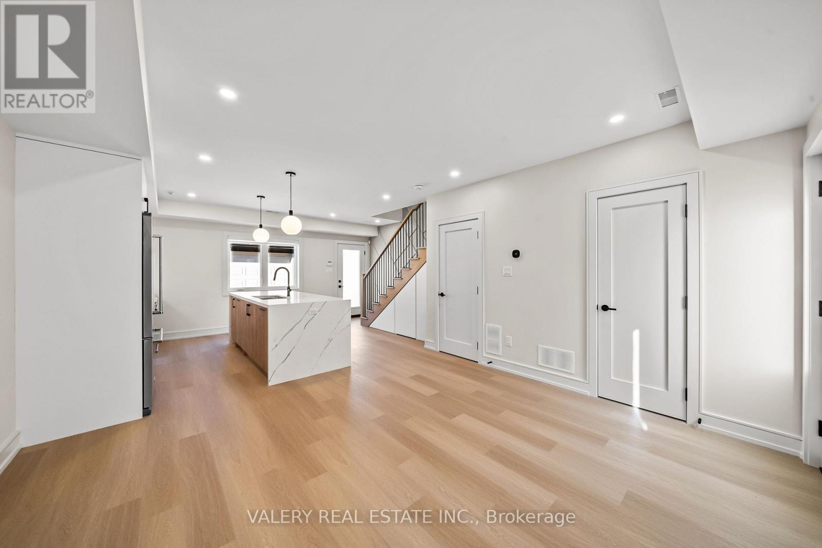 Laneway - 86 Argyle Street, Toronto, Ontario  M6J 1N9 - Photo 5 - C12469553