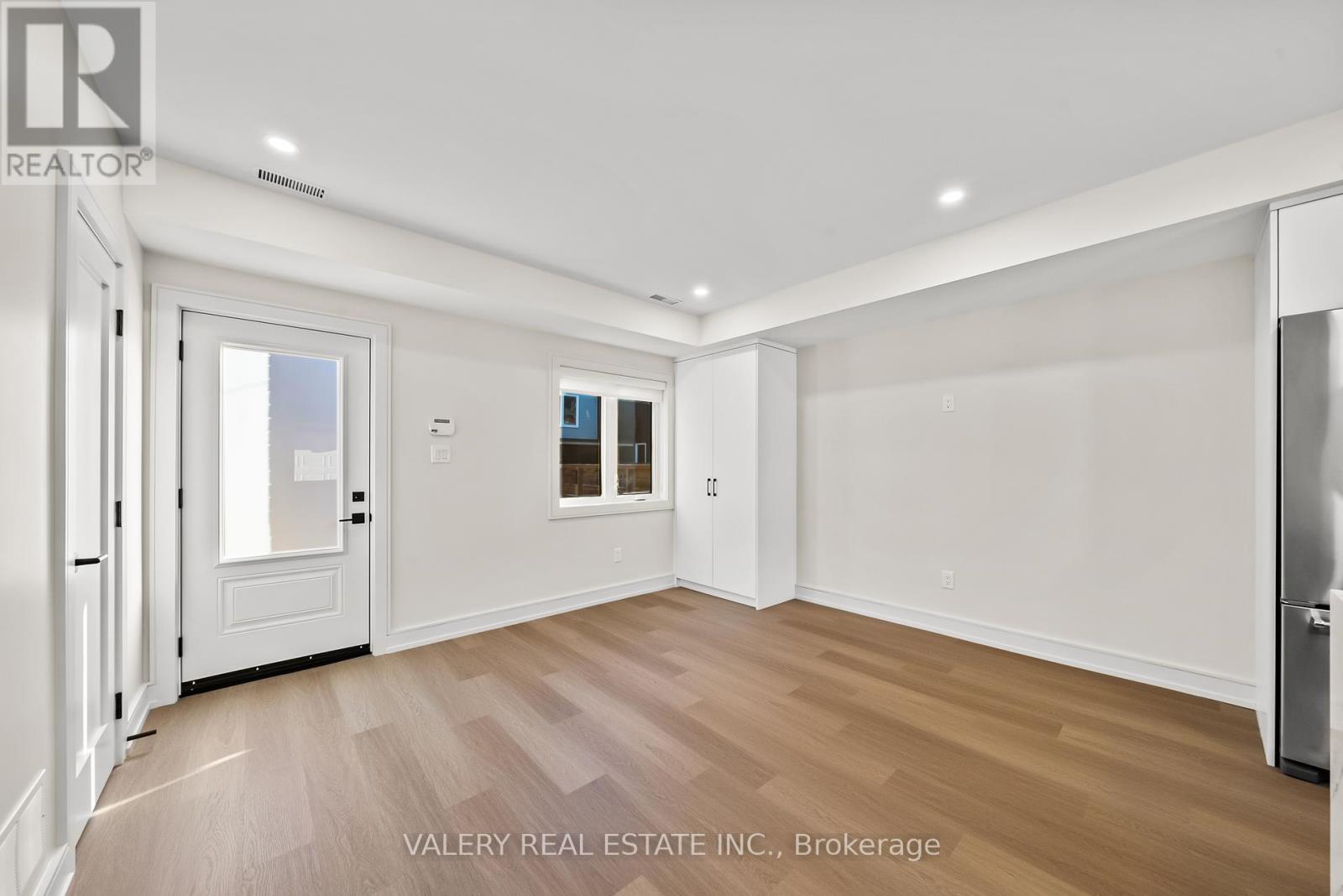 Laneway - 86 Argyle Street, Toronto, Ontario  M6J 1N9 - Photo 6 - C12469553