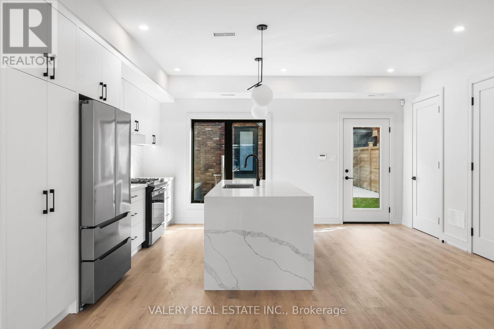 Laneway - 158 Dovercourt Road, Toronto, Ontario  M6J 3C4 - Photo 14 - C12520578