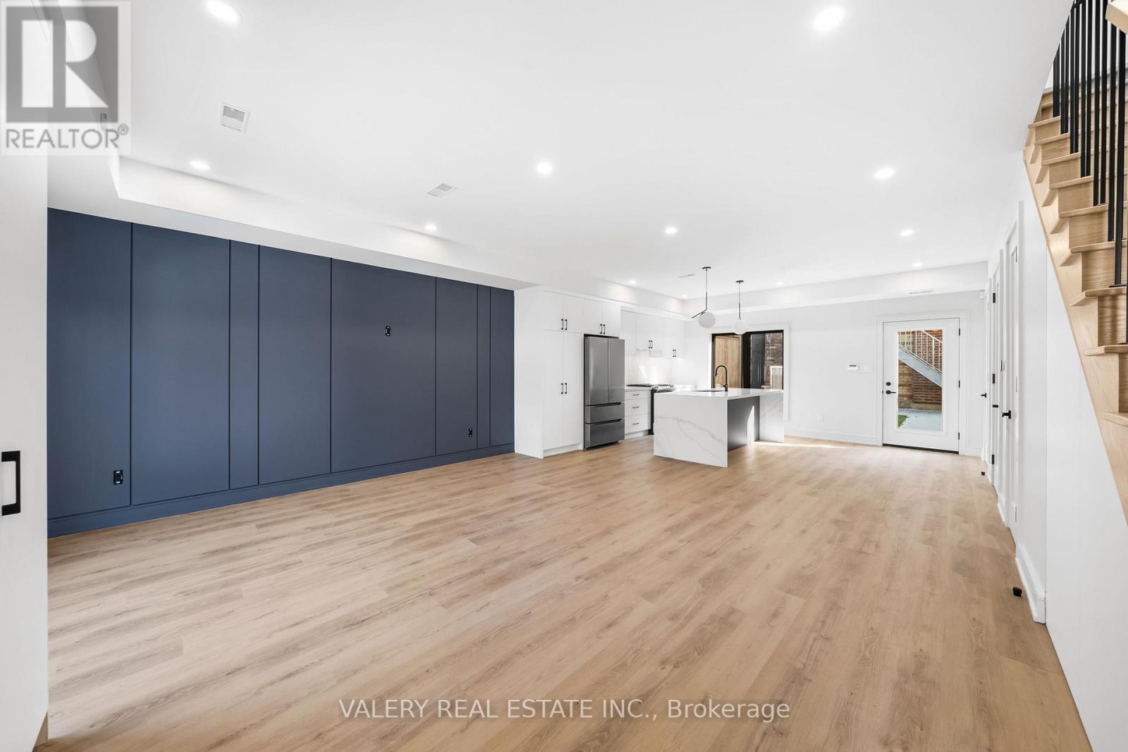 Laneway - 158 Dovercourt Road, Toronto, Ontario  M6J 3C4 - Photo 2 - C12520578