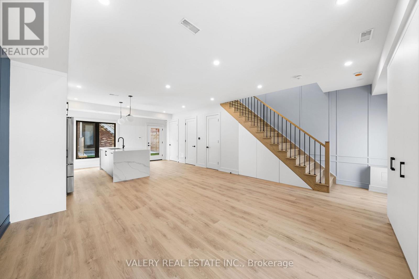 Laneway - 158 Dovercourt Road, Toronto, Ontario  M6J 3C4 - Photo 3 - C12520578